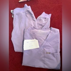 Lavender Dew FIGS scrubs set!